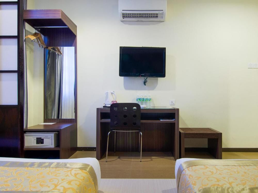 Hotel Zamburger Skudai Exterior photo